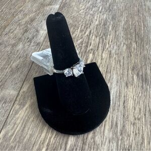 NWT! Tamaranda Fashion Ring with Faux Three Diamond and Silver - Size Medium